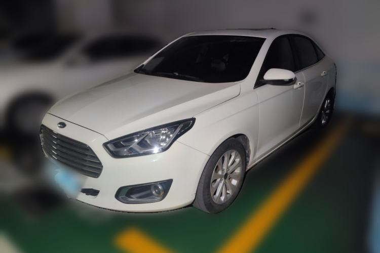 Used Ford Escort 2015 1.5L Automatic Fashion Model