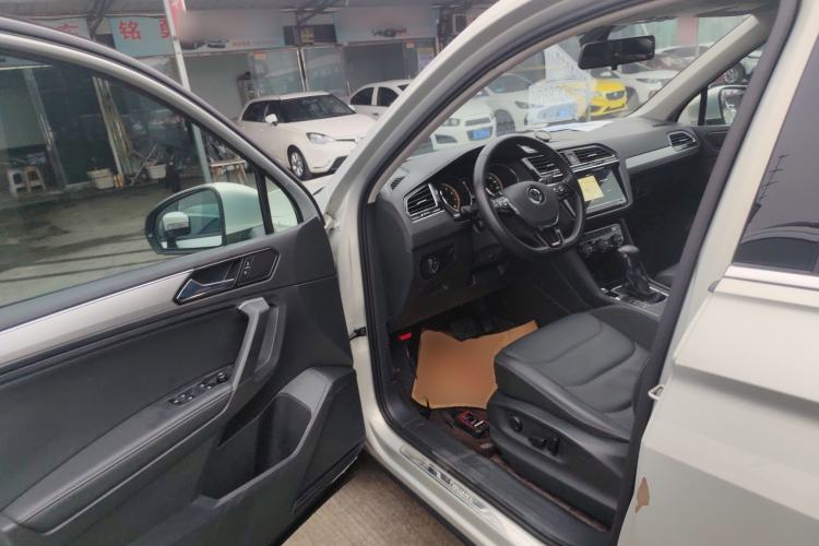Used Volkswagen Tiguan L 2021 280TSI Automatic Two-Wheel Drive Smart Edition Driver Seat