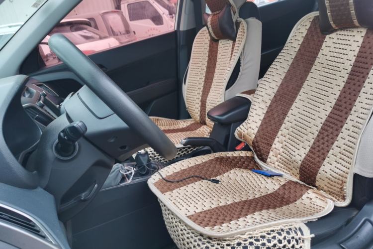 Used Hyundai ix25 2015 1.6L Manual Two-Wheel Drive Fashionable GS Model
