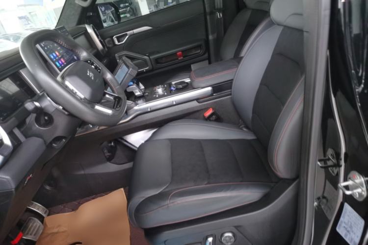 Used JETOUR Traveler 2023 2.0T All-Wheel Drive Conquer PRO Left Front Seat