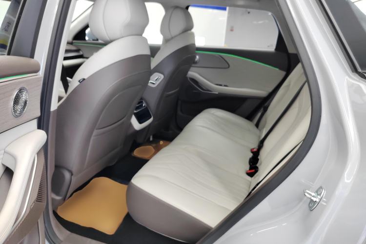 Used EXEED Stellar C-DM 2024 1.5T Long-Range Pro
