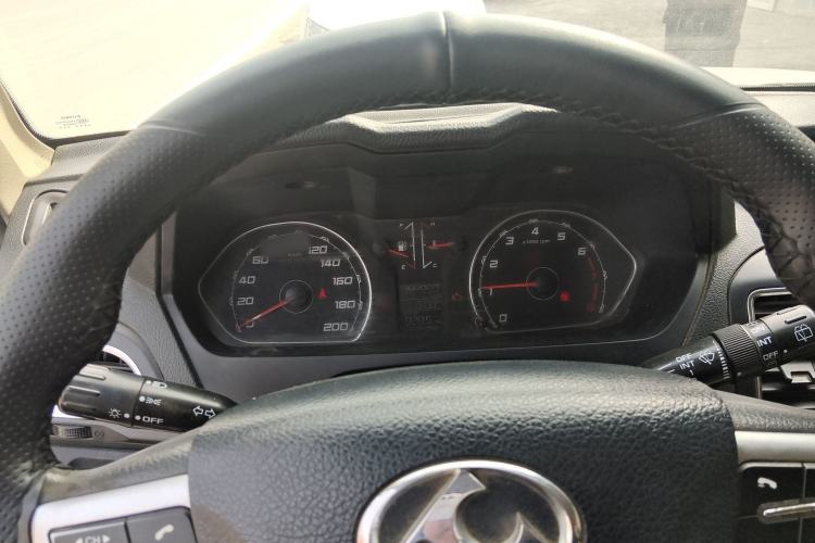 Used Leopaard Q6 2015 2.4L Manual 4x4 Excellence Edition