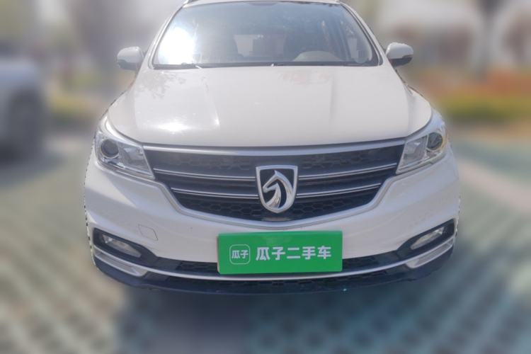 Used Baojun 730 2019 1.5T Manual Fashion Model 7-seater China VI
