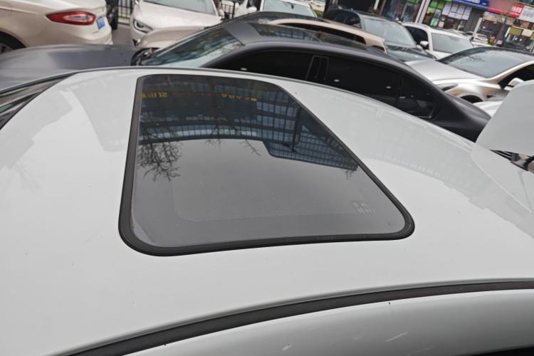 Used Hyundai Verna (older generation) 2014 1.4L Automatic Leading-Edge GLX Roof