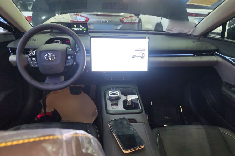 Used Toyota bZ5 2025 Model 550 PRO Smart Driving Edition Center Console