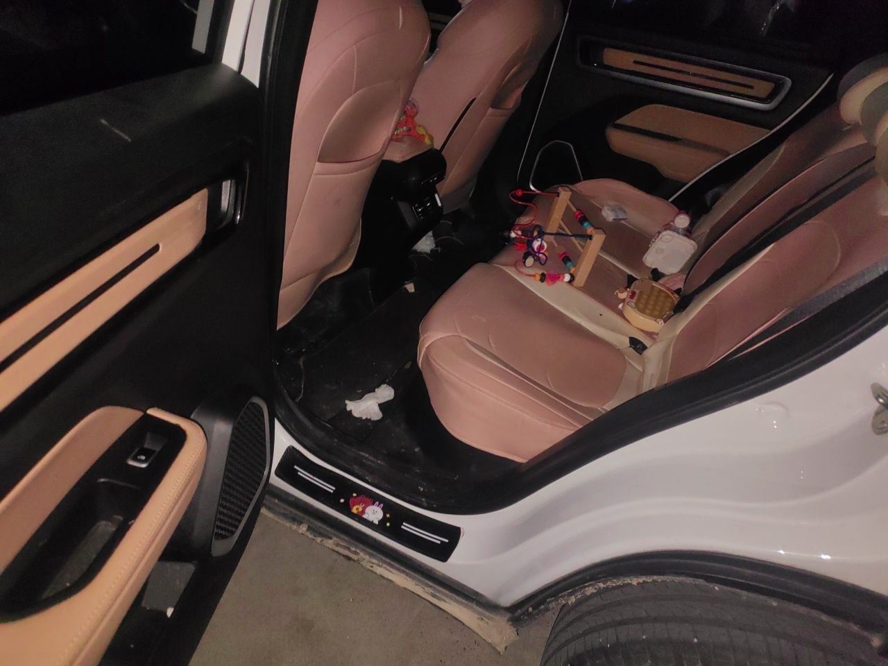 Geely Auto icon 2023 1.5TD Chocolate Smoothie Edition — снимка 17