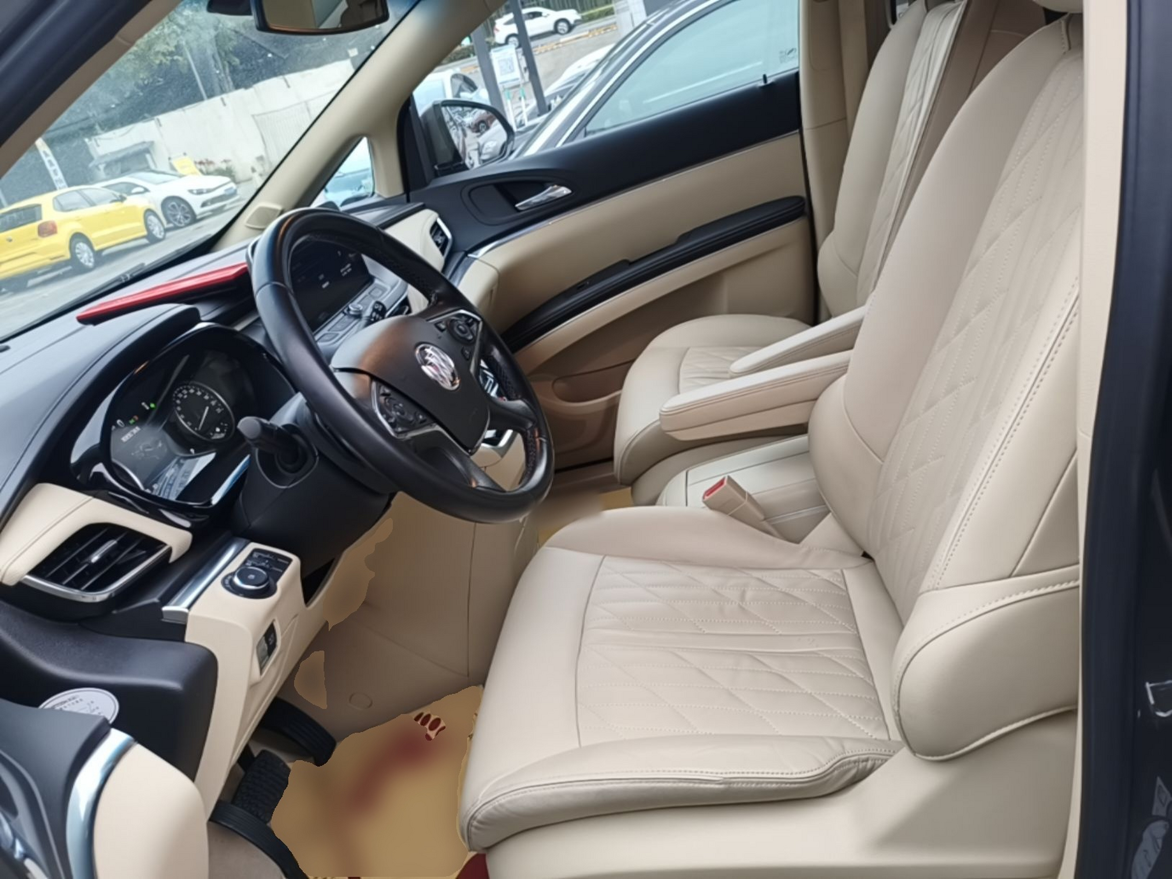 Interior delantero