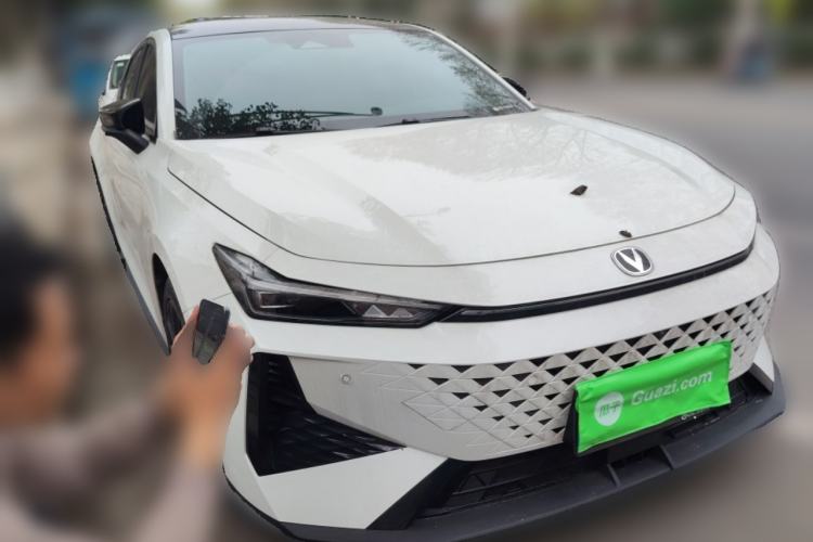 Used CHANGAN UNI-V 2024 1.5T Prestige Edition
