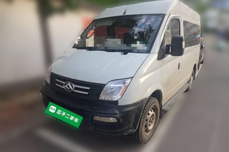 Used SAIC MAXUS Xintu V80 2019 2.5T Classic 6-Speed Manual Van Short Wheelbase Mid-Roof Design 2/3 Seats