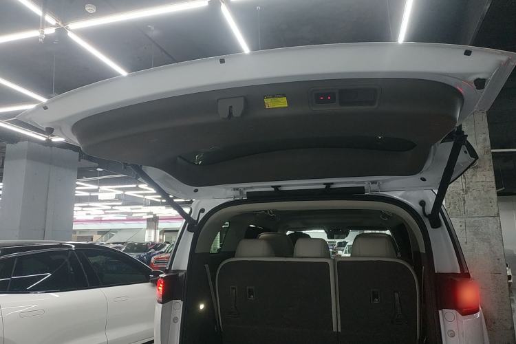 Used Denza D9 2022 DM-i 970 Four-Wheel Drive Flagship Model