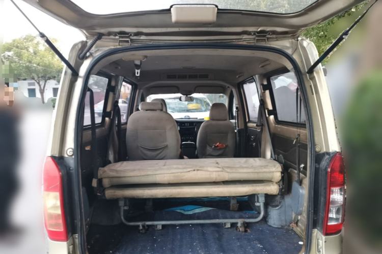 Used Wuling Rongguang V 2016 1.5L Standard Version Trunk