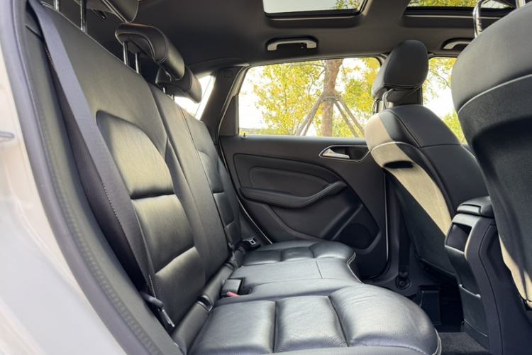 Used Mercedes-Benz B-Class 2015 B 200 Sport Edition