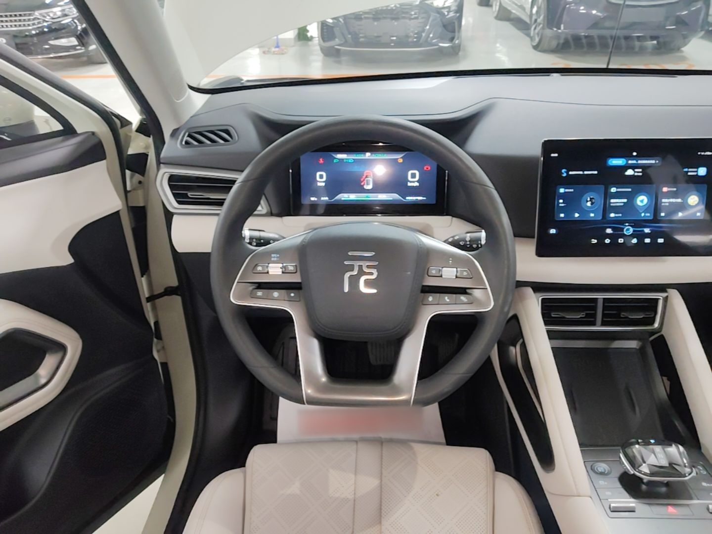 BYD Yuan UP 2024 401 km Active Version — снимка 13