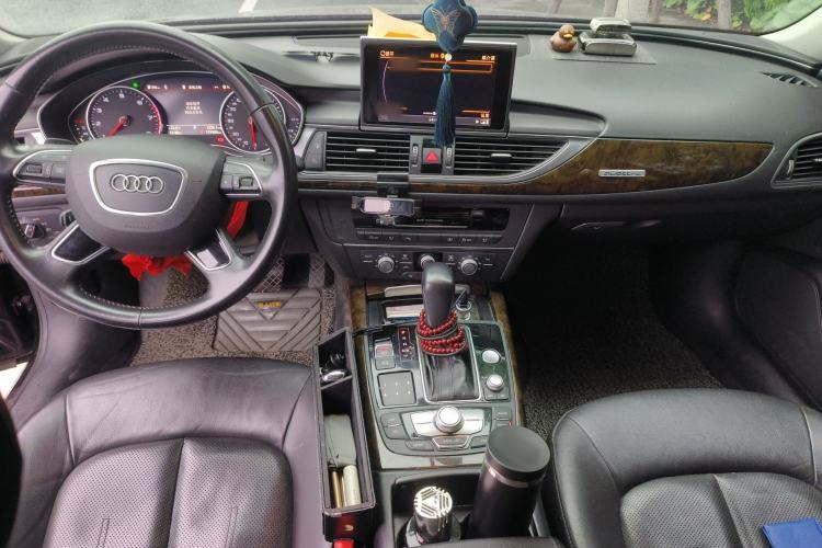 Used Audi A6L 2017 30 FSI Technology Model Center Console