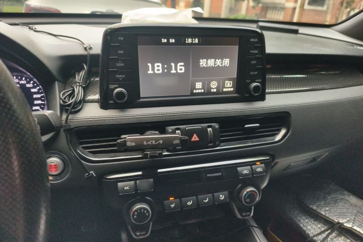 Used Kia KX7 2017 2.0T Automatic Two-Wheel Drive GLS 7-Seater
