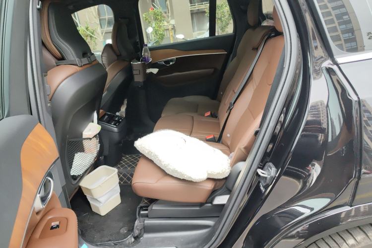 Used Volvo XC90 2025 B5 SmartDrive Luxury Edition 7-Seater Left Rear Seat