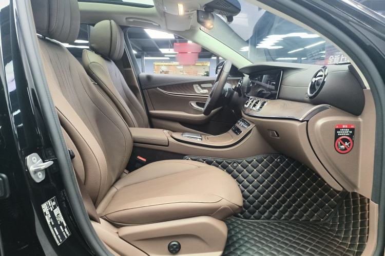 Used Mercedes-Benz E-Class 2023 Updated E 300 L Fashion Edition
