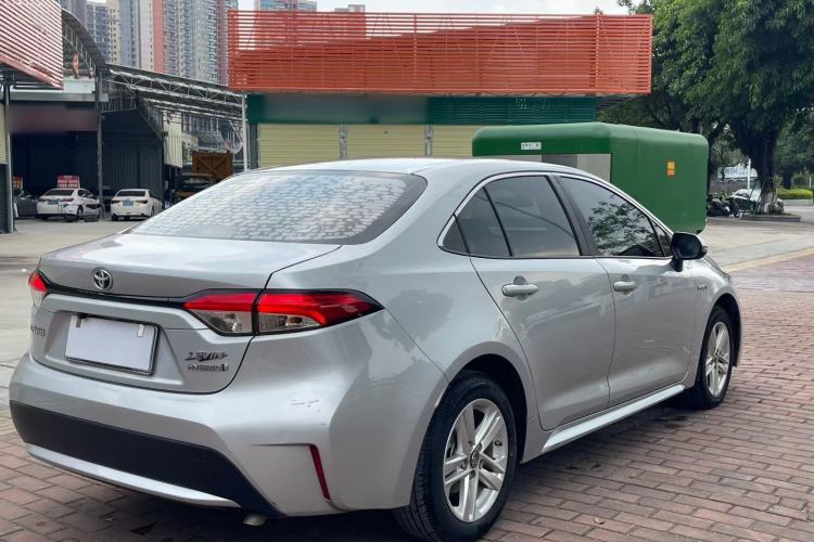 Used Toyota Levin 2022 Dual-Motor 1.8H E-CVT Leading Edition
