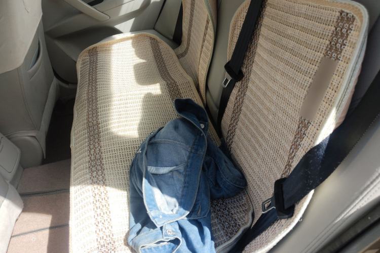 Used Geely Auto Emgrand 2014 Sedan 1.3T CVT Prestige Model
