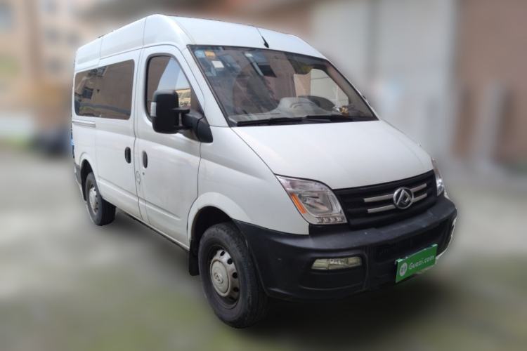 Used SAIC MAXUS Xintu V80 2019 2.5T Classic Edition 6-Speed Manual – Aoyuntong Modified Version Short Wheelbase Mid-Height Roof 5/6 Seats Front Right 45 Deg
