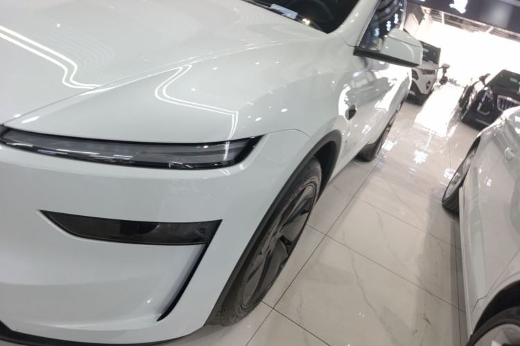 Used Tesla Model Y 2026 Rear-Drive Model
