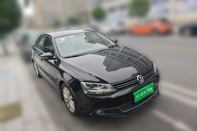 Used Volkswagen Sagitar 2014 Revised Version 1.6L Manual Comfort Edition Front Right 45 Deg