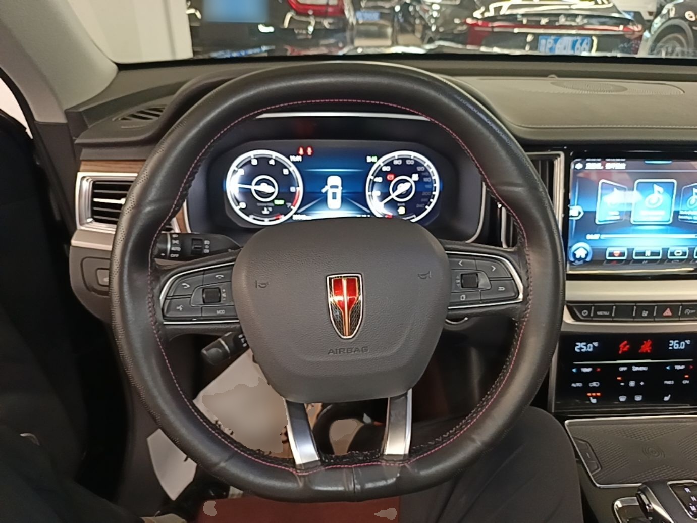 Hongqi HS7 2022 2.0T DCT Two-Wheel Drive Smart Connect Flagship Edition Seven Seats — снимка 18