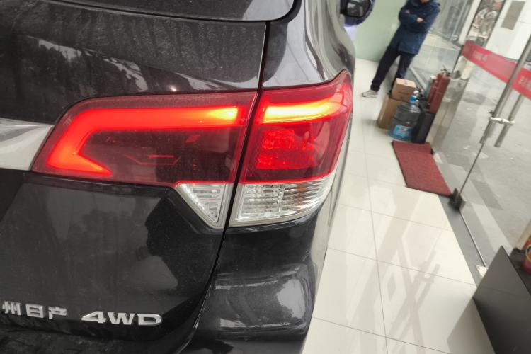 Used Nissan Terra 2018 2.5L Automatic 4x4 Luxury Edition