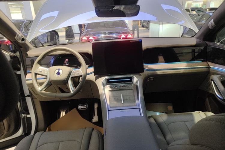 Used Denza N9 2025 Prestige Version