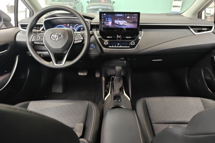 Used Toyota Levin 2023 Smart Electric Hybrid Dual-Engine 1.8L Sport Edition Center Console