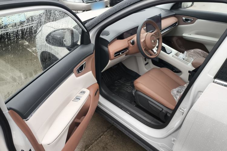 Used Wuling Bingo S 2025 Model 430km Deluxe Edition