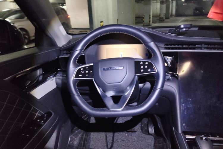 Used Venucia Star 2020 260T Automatic 48V Mild Hybrid Turbocharged Starry Edition Steering Wheel