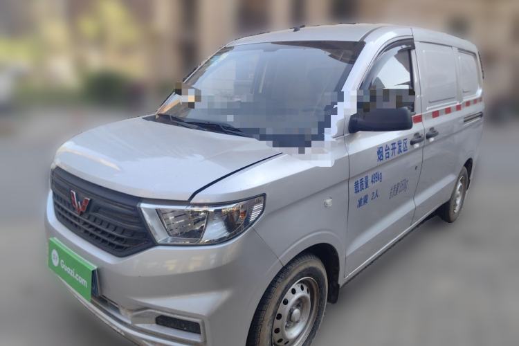 Used Wuling Hongguang V 2022 1.5L Jingqu Edition Enclosed-Window Vehicle with Electric Power Steering LAR