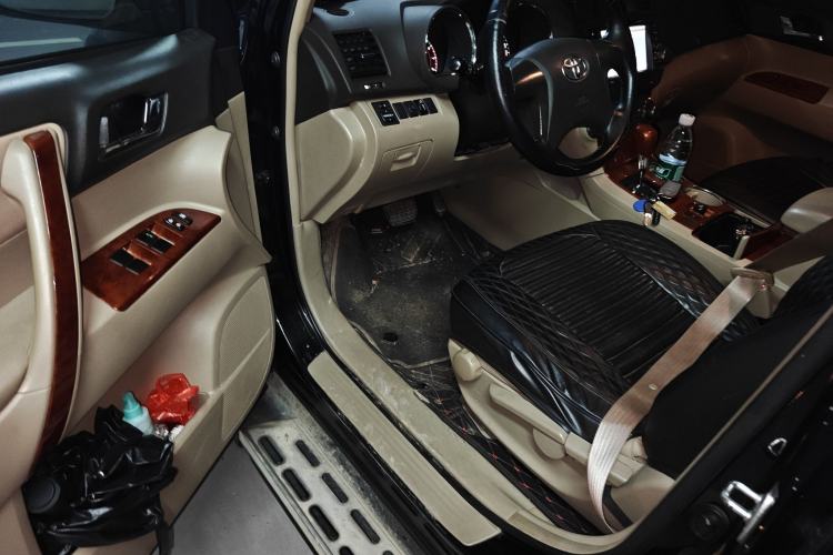 Used Toyota Highlander 2012 2.7L Two-Wheel Drive 7-Seater Elite Edition