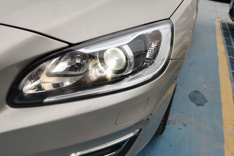 Used Volvo S60 2017 S60L T4 Smart Range Edition Left Front Headlight