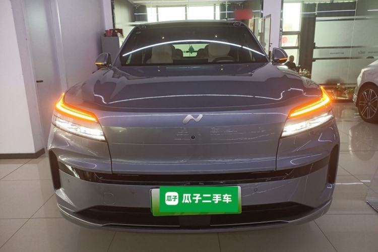 Used ONVO Luxeed L90 2025 Model—Ultra Six-Seater Version Front