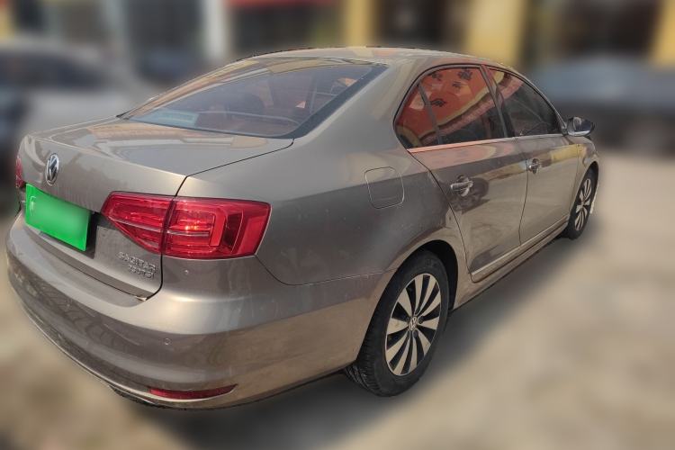 Used Volkswagen Sagitar 2015 230TSI Automatic Luxury Model