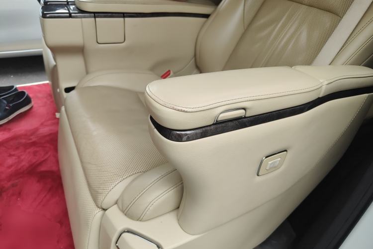 Used Toyota Alphard 2018 Revised Version 3.5L Luxury Edition