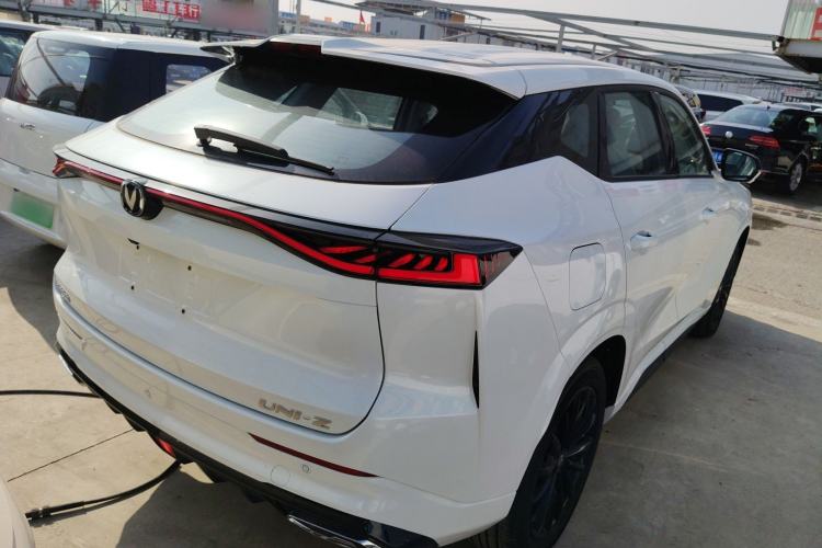 Used Changan UNI-Z New Energy 2024 Blue Whale Smart Electric iDD 125km Leading Model