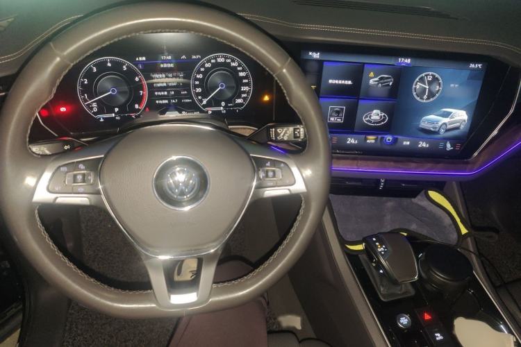 Used Volkswagen Touareg 2020 3.0 TSI Luxury Edition China VI
