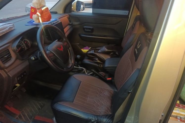 Used Wuling Hongguang V 2022 1.5L Enjoy Edition Electric-Powered LAR
