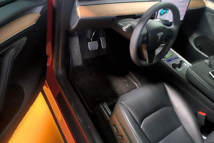 Used Tesla Model Y 2022 Rear-Wheel-Drive Version