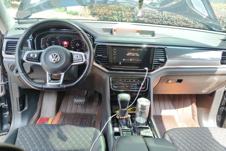 Used Volkswagen Teramont X 2020 330TSI Two-Wheel-Drive Luxury Edition Center Console