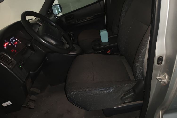 Used Jinbei Grace 2008 2.4L Prestige Luxury (Long Wheelbase) 9-Seater 4RB2