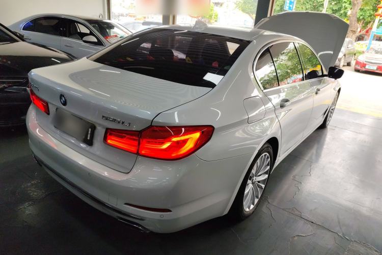 Used BMW 5 Series 2019 525Li Luxury Package Rear Right 45 Deg