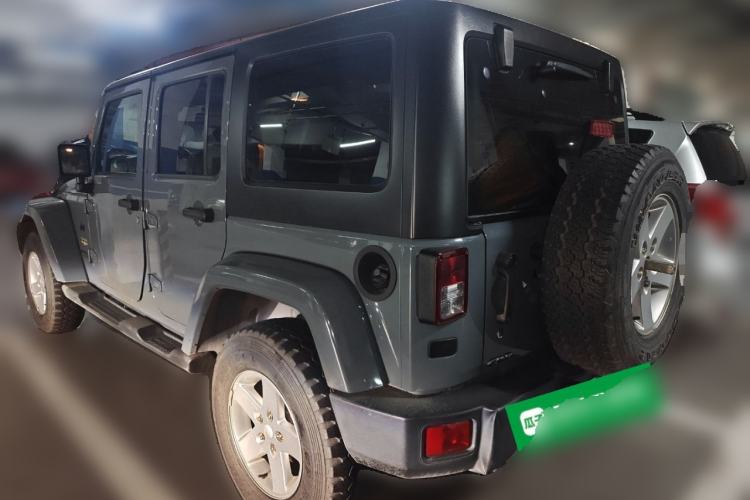Used Jeep Wrangler 2014 2.8TD Sahara Four-Door Edition