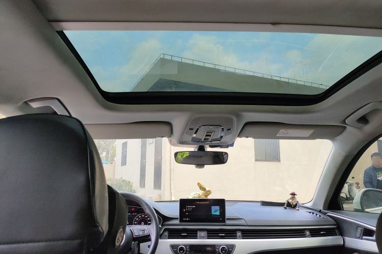 Used Audi A4L 2018 30th Anniversary Edition 40 TFSI Fashion Model