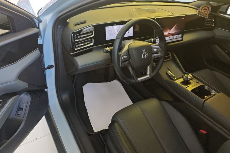 Used BYD Qin PLUS 2025 DM-i Smart Drive 120KM Superior Model