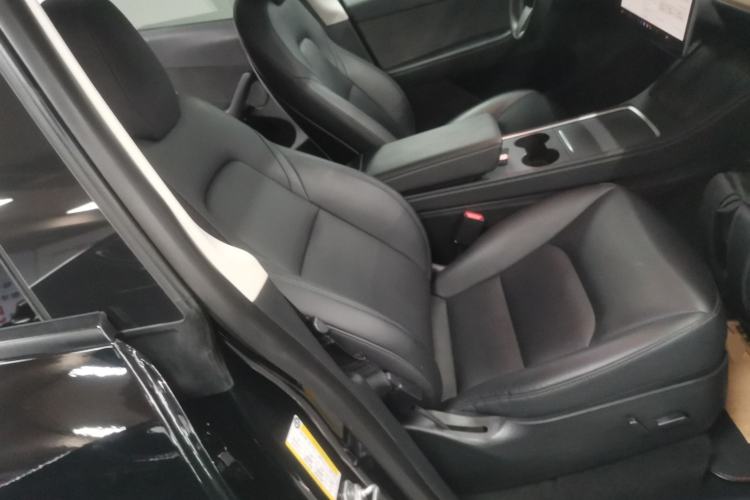 Used Tesla Model Y 2021 Standard Range Rear-Wheel Drive Version
