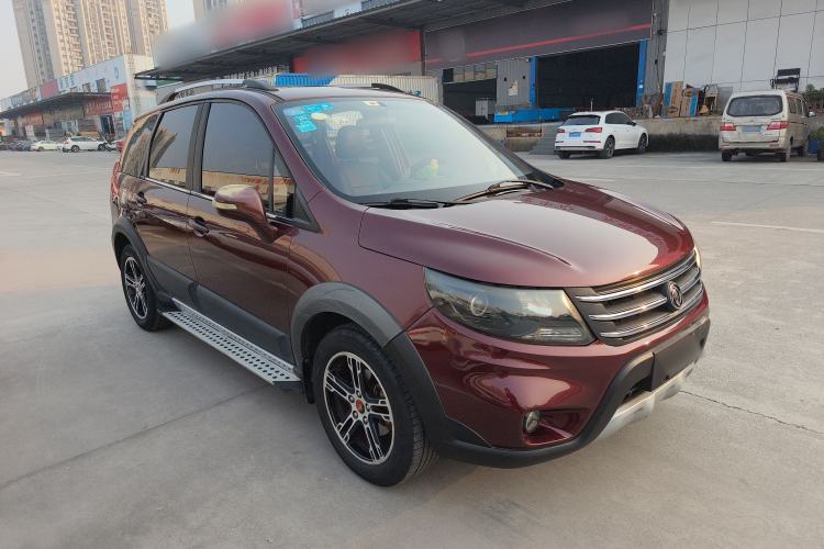 Used FORTHING Joyear X5 2013 1.6L Manual Luxury Model China IV Standard
